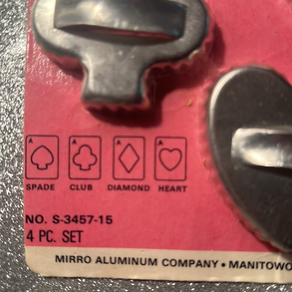 Vintage Bridge card suit cookie cutters - Picture 3 of 5